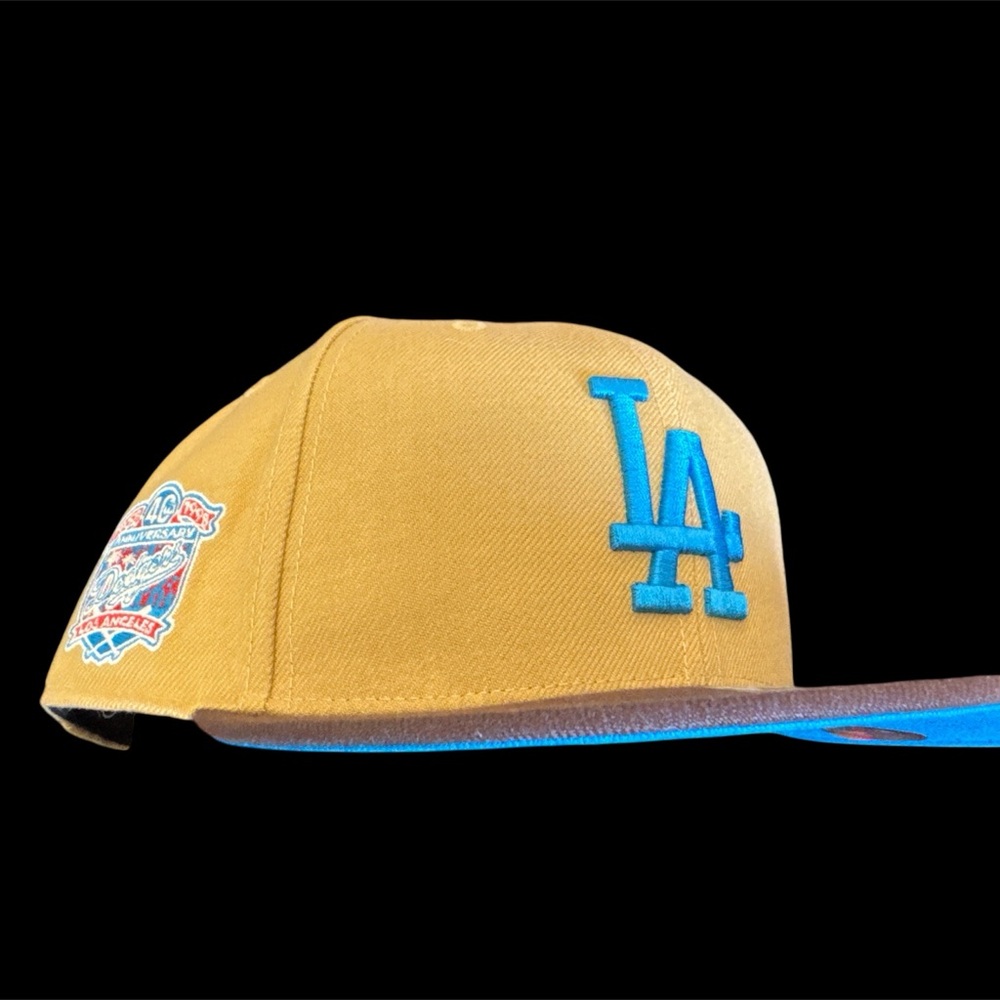 Cap  LA Logo